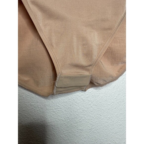 Spanx Medium Oncore Sculpting High Waisted Brief Soft Nude Body Shaper Slimming - Picture 6 of 13